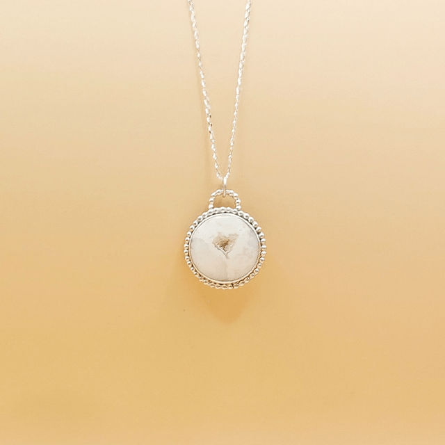 Druzy agate heart design pendant