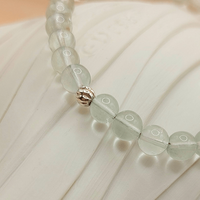 Sterling silver hammered ring bracelet with fluorite beads