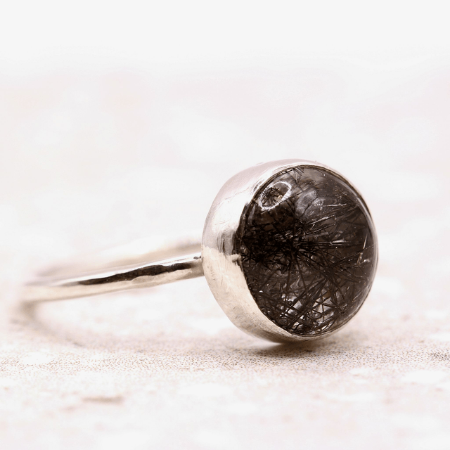 Sterling silver tourmalinated quartz ring (size M)