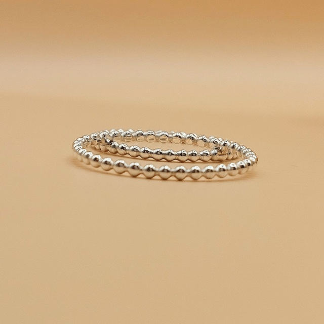 Sterling silver bobble ring (single ring, size L)