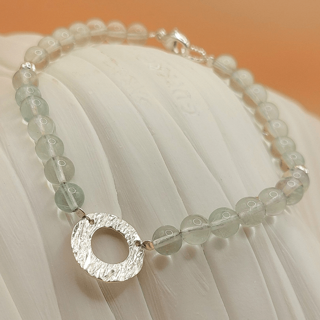 Sterling silver hammered ring bracelet with fluorite beads