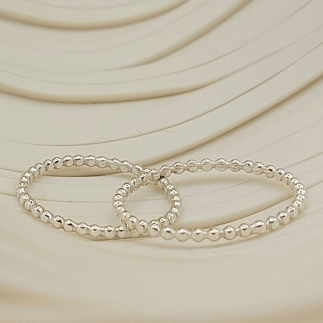 Sterling silver bobble ring (single ring, size L)